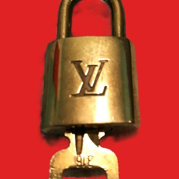 Louis Vuitton Solid Brass Luggage Lock with Key #316 - Picture 3 of 12